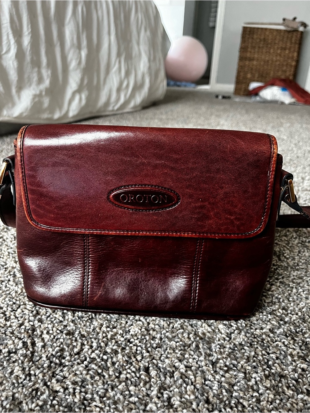 Oroton women’s Leather Crossbody Bag in Deep Burgundy